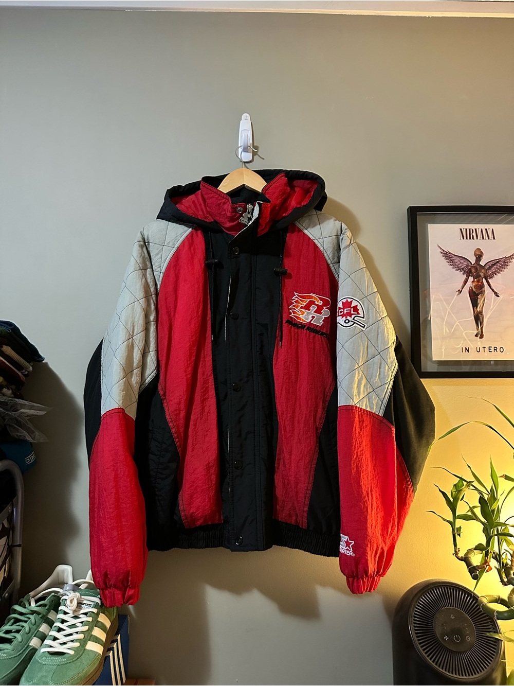 Vintage Starter CFL Ottawa Rough Riders Puffer Jacket